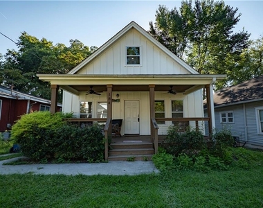184 Laurel Avenue Sw - Photo Thumbnail 1