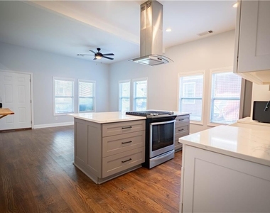 184 Laurel Avenue Sw - Photo Thumbnail 19