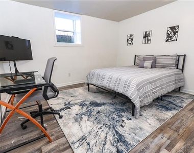 636 Lawton Street - Photo Thumbnail 14
