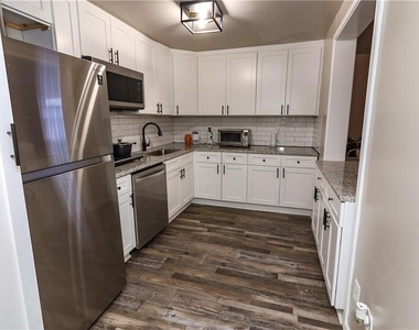 636 Lawton Street - Photo Thumbnail 2
