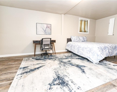 636 Lawton Street - Photo Thumbnail 10