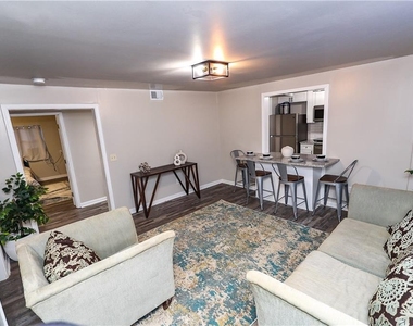 636 Lawton Street - Photo Thumbnail 1
