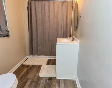 636 Lawton Street - Photo Thumbnail 24