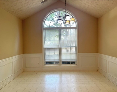 1277 Poison Oak Ct - Photo Thumbnail 5