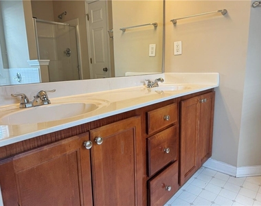 1277 Poison Oak Ct - Photo Thumbnail 14
