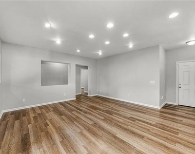 5430 Sable Bay Point - Photo Thumbnail 3
