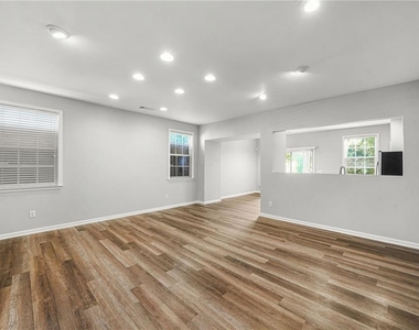 5430 Sable Bay Point - Photo Thumbnail 4