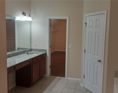 2532 Lois Court - Photo Thumbnail 8