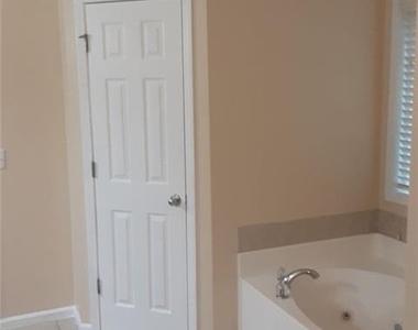 2532 Lois Court - Photo Thumbnail 17
