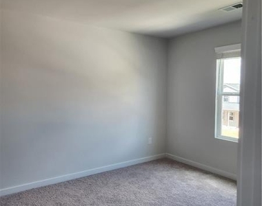 5117 Union Heights Way - Photo Thumbnail 16
