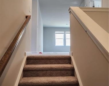 5117 Union Heights Way - Photo Thumbnail 10
