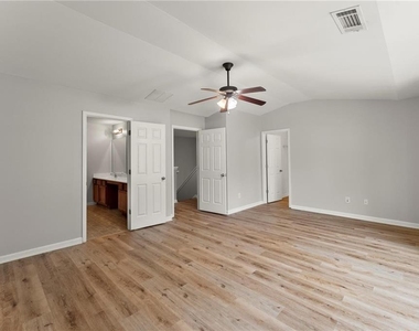 1867 Ellison Lakes Court Nw - Photo Thumbnail 11