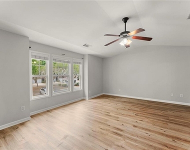 1867 Ellison Lakes Court Nw - Photo Thumbnail 10