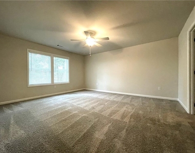 414 Fox Creek Dr - Photo Thumbnail 11