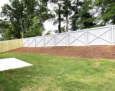 414 Fox Creek Dr - Photo Thumbnail 21