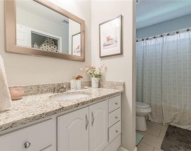 2458 Crestview Avenue - Photo Thumbnail 21