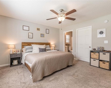 2458 Crestview Avenue - Photo Thumbnail 25