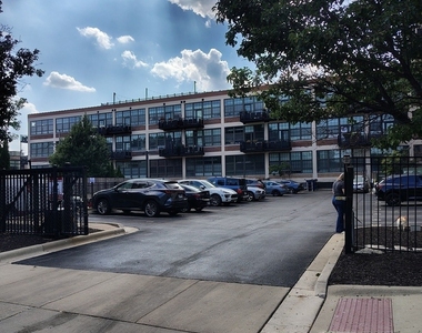 3963 W Belmont Avenue - Photo Thumbnail 13