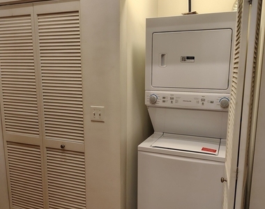 3963 W Belmont Avenue - Photo Thumbnail 12
