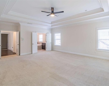 829 Adler Court - Photo Thumbnail 25