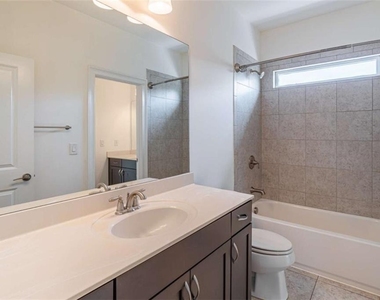 829 Adler Court - Photo Thumbnail 37