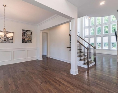 829 Adler Court - Photo Thumbnail 7