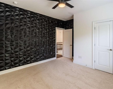 829 Adler Court - Photo Thumbnail 34