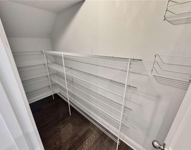 671 Stickley Oak Way - Photo Thumbnail 11