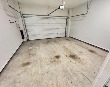 671 Stickley Oak Way - Photo Thumbnail 27
