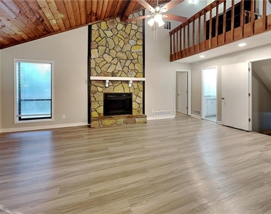 95 Pine Ferry Drive Ne - Photo Thumbnail 2