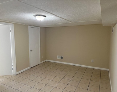 2298 Bryant Drive - Photo Thumbnail 12