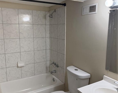 2298 Bryant Drive - Photo Thumbnail 14