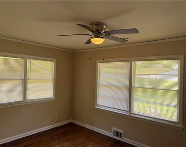 2298 Bryant Drive - Photo Thumbnail 11