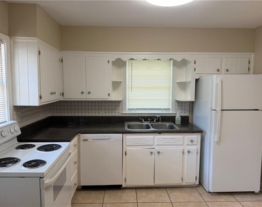 2298 Bryant Drive - Photo Thumbnail 3