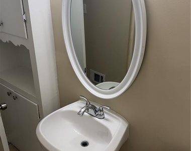 2298 Bryant Drive - Photo Thumbnail 8