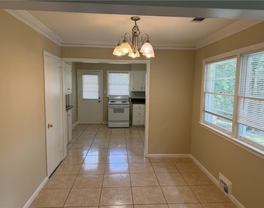 2298 Bryant Drive - Photo Thumbnail 4