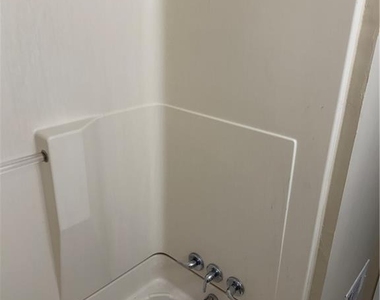 2298 Bryant Drive - Photo Thumbnail 9