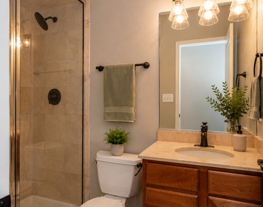 905 W Lawrence Avenue - Photo Thumbnail 7