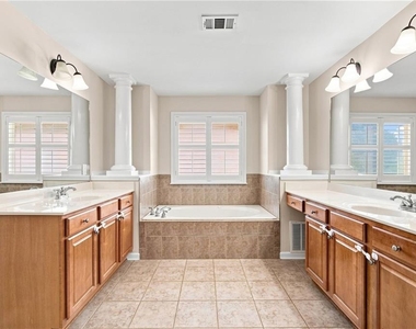 3135 Carrick Road - Photo Thumbnail 23