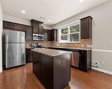 2365 Bellyard Drive - Photo Thumbnail 12