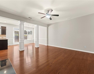 2365 Bellyard Drive - Photo Thumbnail 6