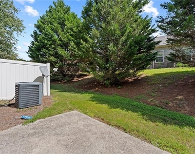 2365 Bellyard Drive - Photo Thumbnail 39