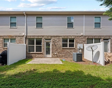 2365 Bellyard Drive - Photo Thumbnail 40