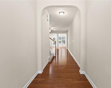 2365 Bellyard Drive - Photo Thumbnail 3