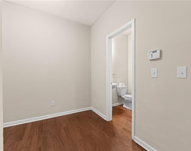 2365 Bellyard Drive - Photo Thumbnail 17