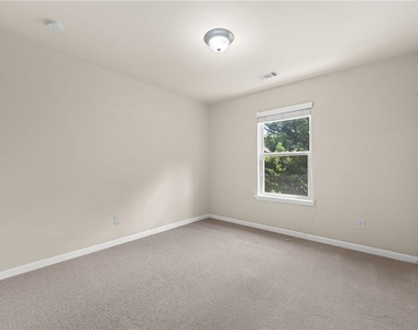 2365 Bellyard Drive - Photo Thumbnail 37