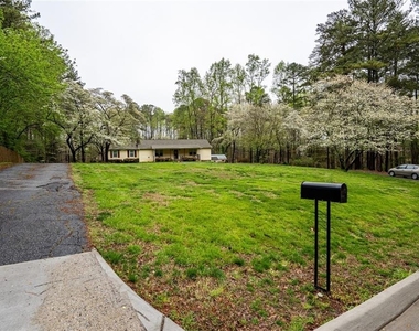 465 Dobbs Road - Photo Thumbnail 37
