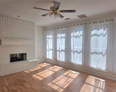 3385 Wellbrook Drive - Photo Thumbnail 7