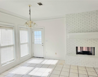 3385 Wellbrook Drive - Photo Thumbnail 4
