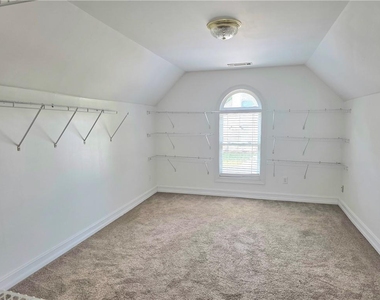 3385 Wellbrook Drive - Photo Thumbnail 13